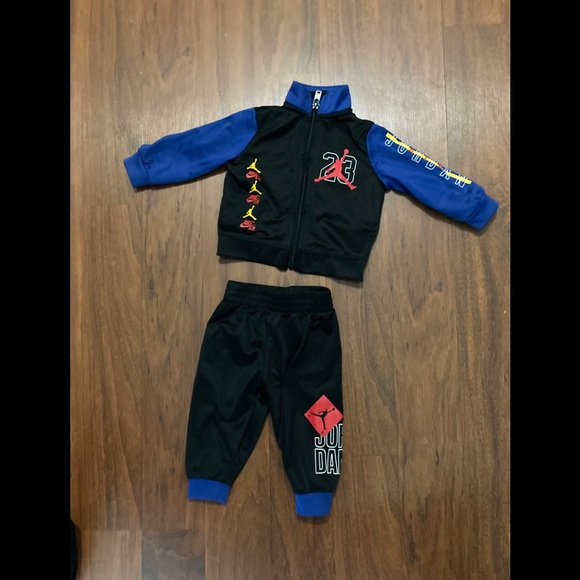 Jordan 2 piece zip up track suit 3-6 months